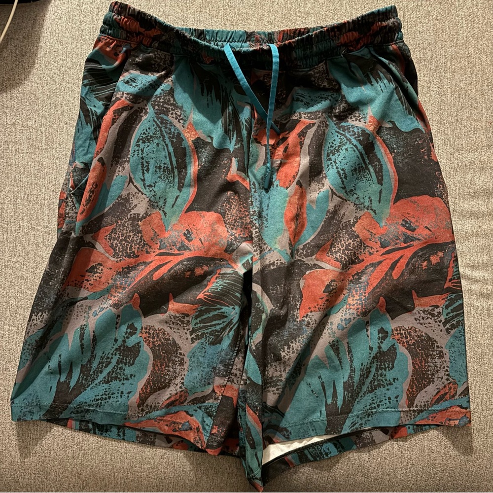 Lululemon Men’s Pace Breaker Shorts